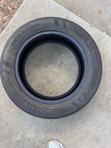 Kumho tire 205 - tire, r16